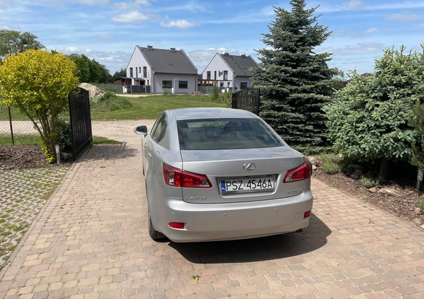 Lexus IS cena 42500 przebieg: 185700, rok produkcji 2011 z Chodecz małe 121